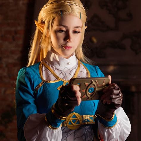 anastasia komori|Legend of Zelda: Breath of the Wild: Princess Zelda cosplay by .